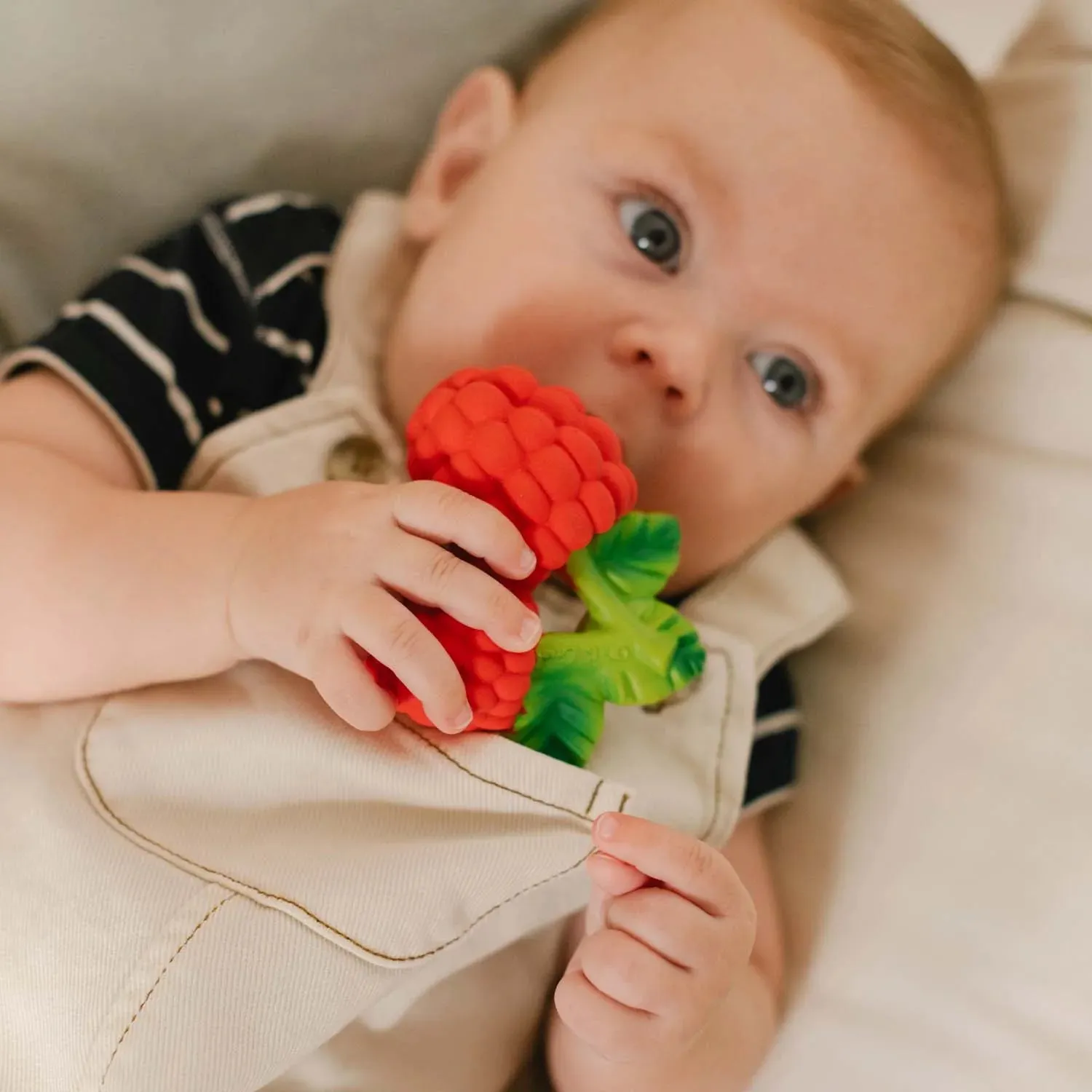 Oli & Carol: Valery the Raspberry Natural Rubber Teether & Bath Toy